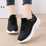 Hot Selling Fashionable Spring Leather Casual Women Sneakers Lightweight Running Sports Shoes