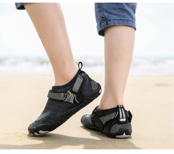 Winter New Arrival Comfortable Quick Drying Water Shoes Anti Slip Diving Swimming Outdoor Child Water Shoes