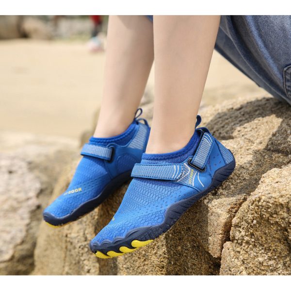 Winter New Arrival Comfortable Quick Drying Water Shoes Anti Slip Diving Swimming Outdoor Child Water Shoes